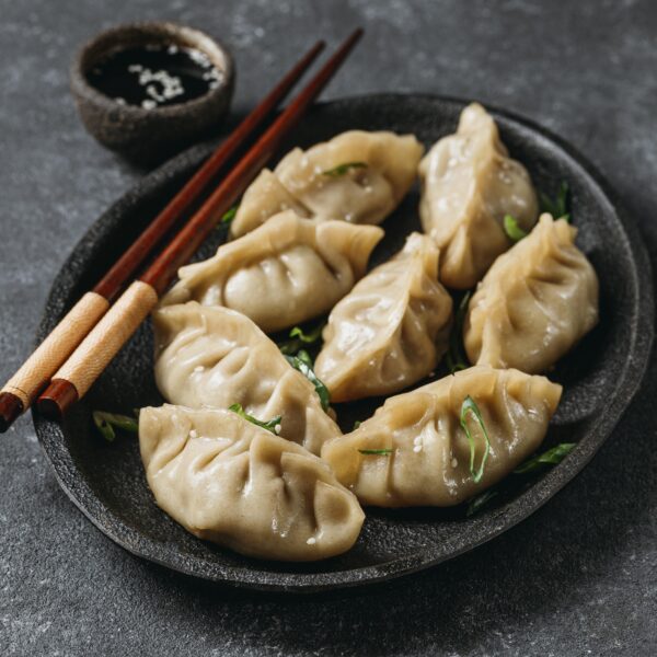 Tandoori Veg Achari Momos